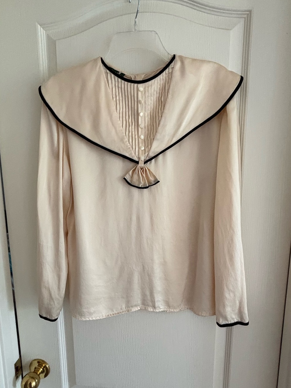 Cullinane sz 8 Vintage 80’s 90’s ivory silk blouse sailor collar pleat bow